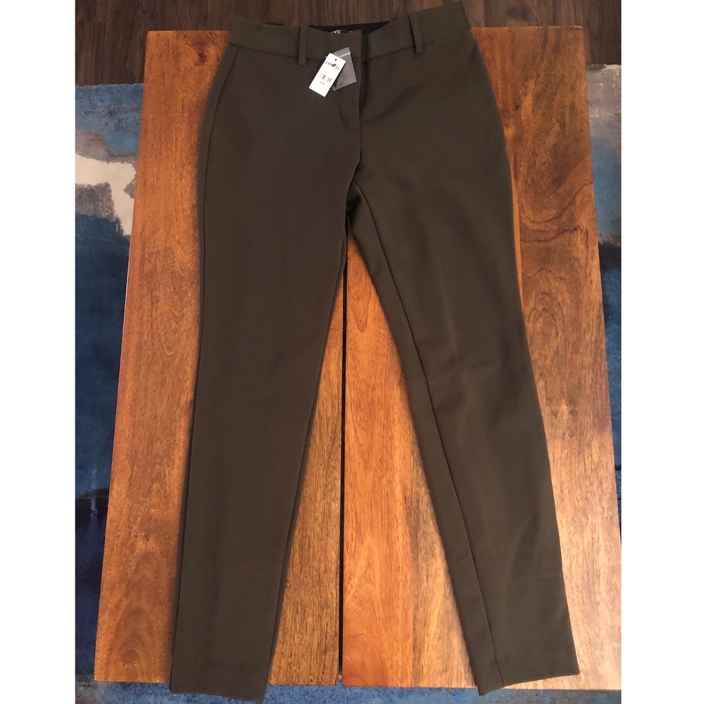 **BRAND NEW** Express crop pants